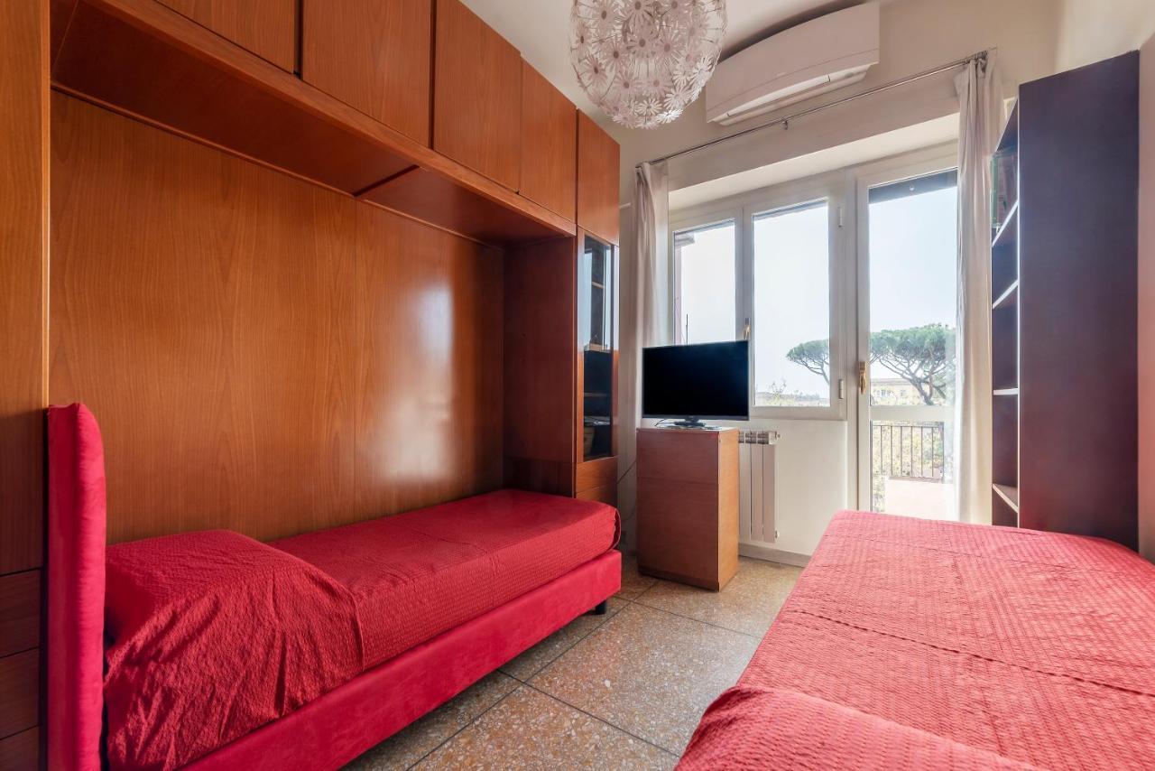 Monteverde Roomy Apartment Sun And Flowers Рим Экстерьер фото