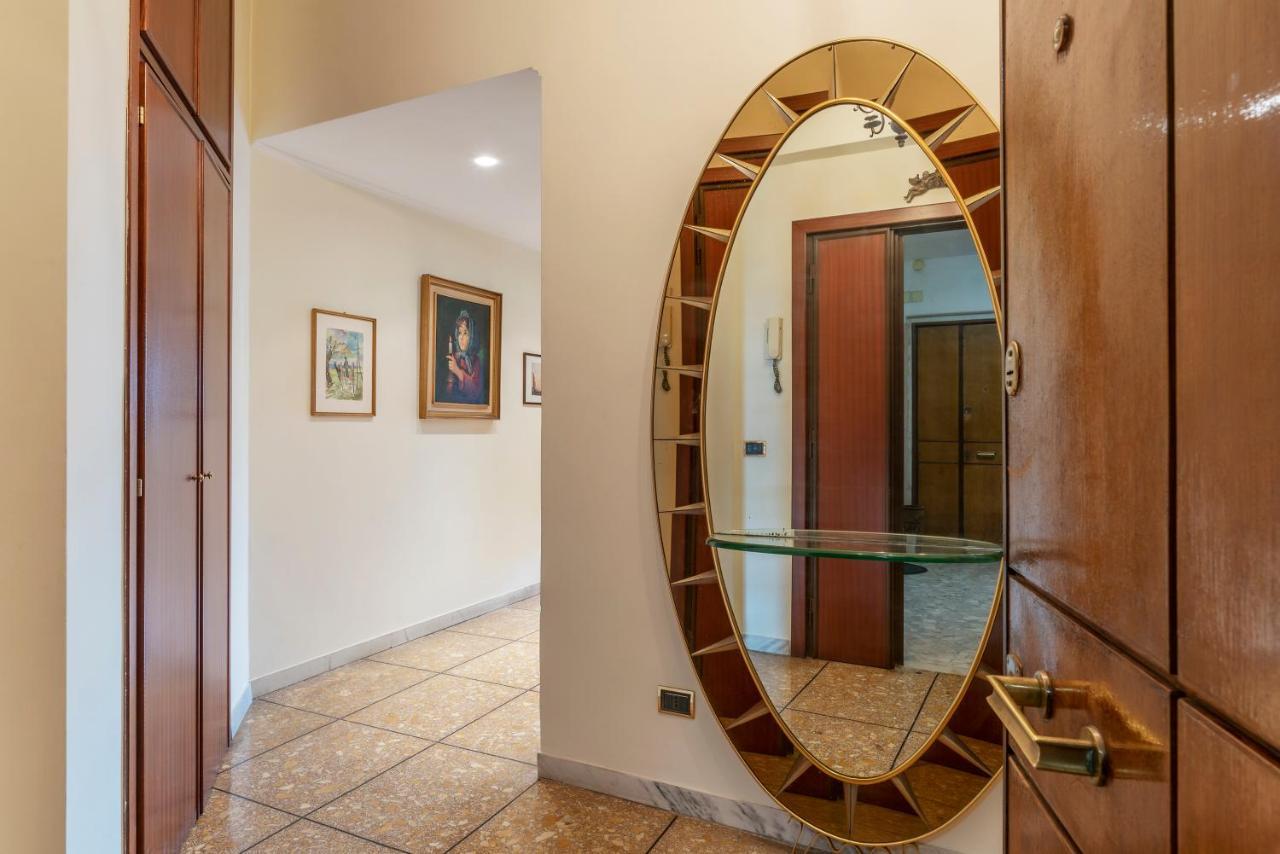 Monteverde Roomy Apartment Sun And Flowers Рим Экстерьер фото