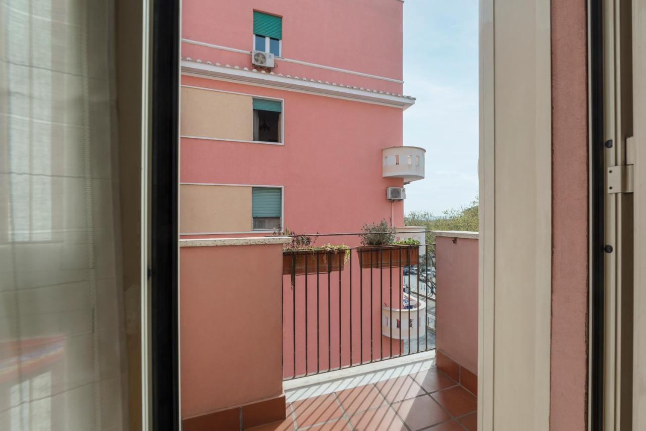 Monteverde Roomy Apartment Sun And Flowers Рим Экстерьер фото
