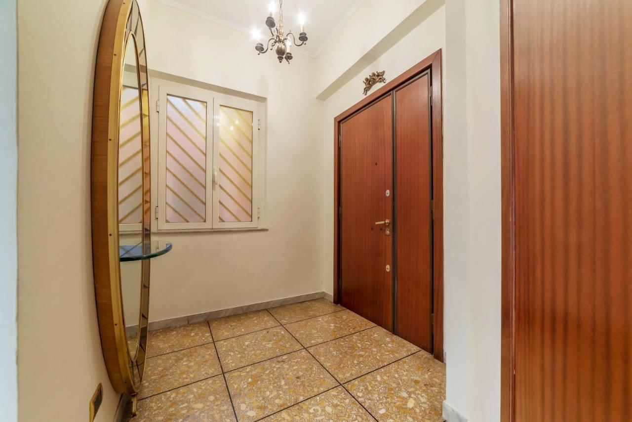 Monteverde Roomy Apartment Sun And Flowers Рим Экстерьер фото